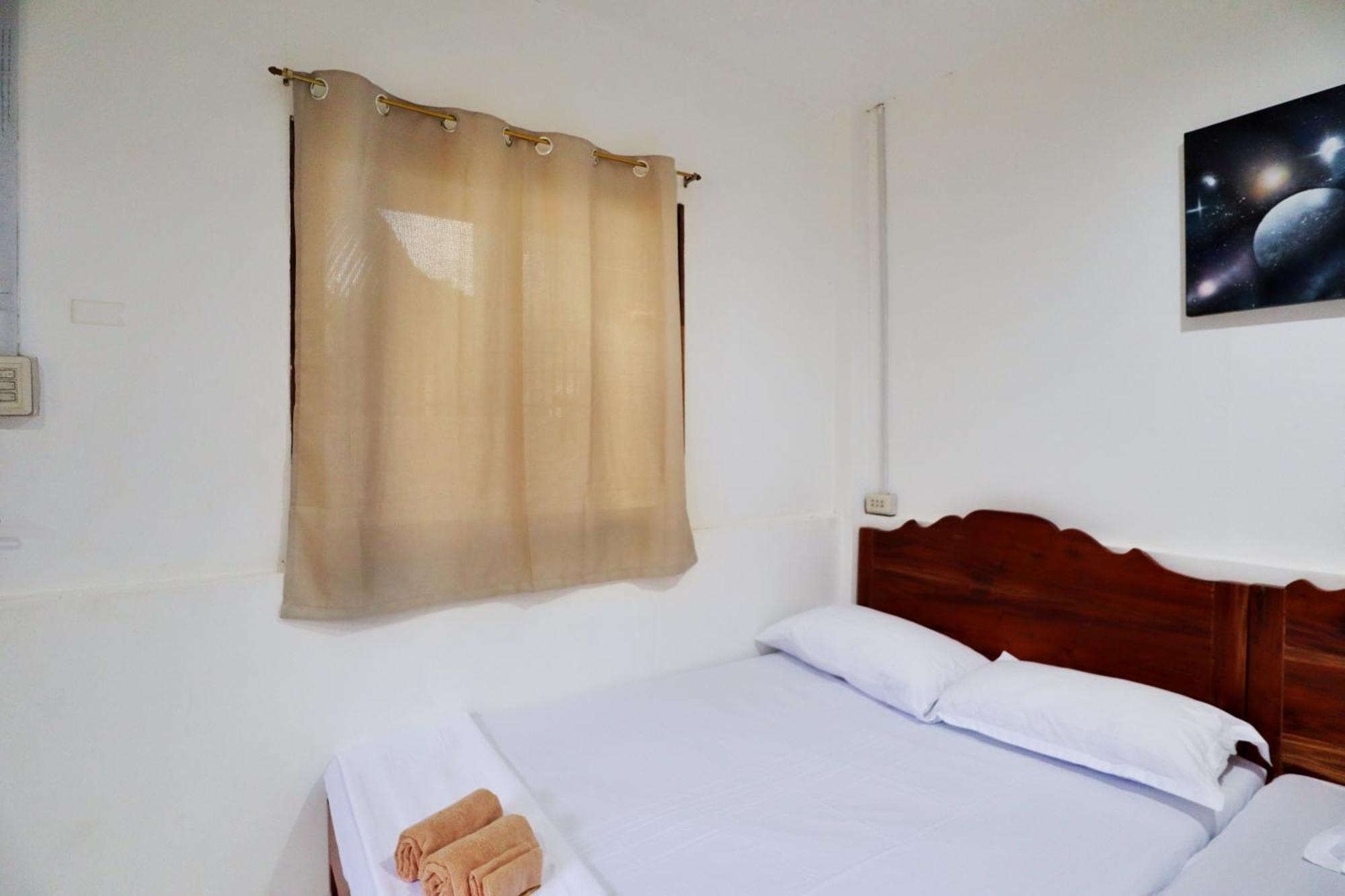 Ocean Breeze Hostel By Daily Sweet 몰볼 외부 사진